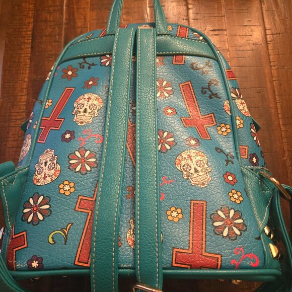 Purse - Picture 2 of 2